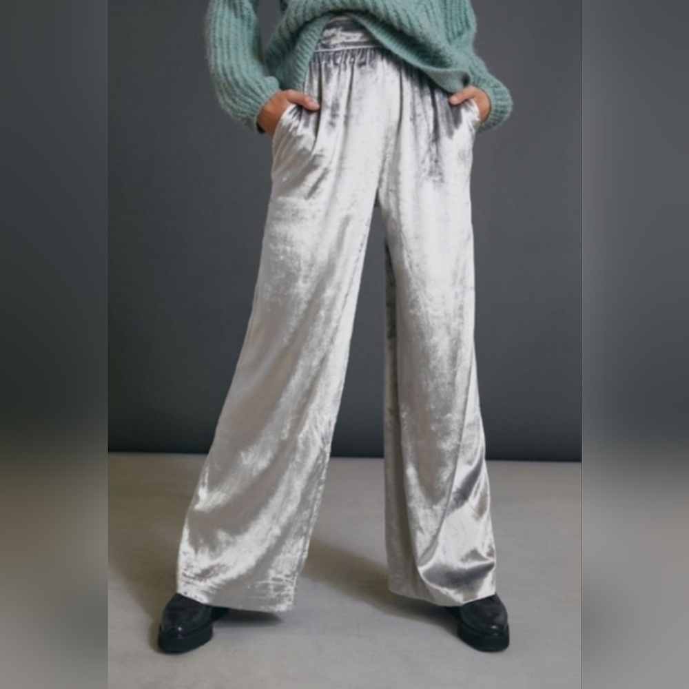 ANTHROPOLOGIE Maeve Anastacia Velvet Wide-Leg Pants Size M.